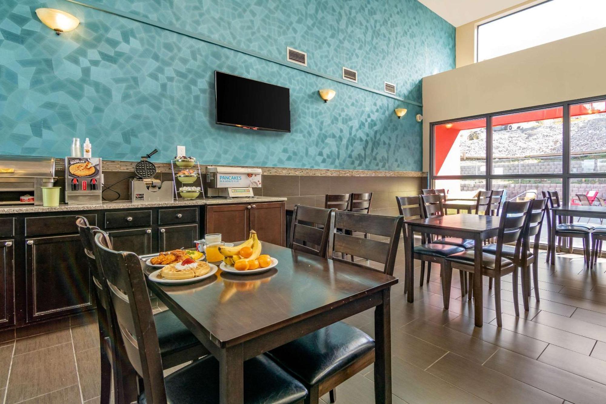 קמלופס Quality Inn מראה חיצוני תמונה